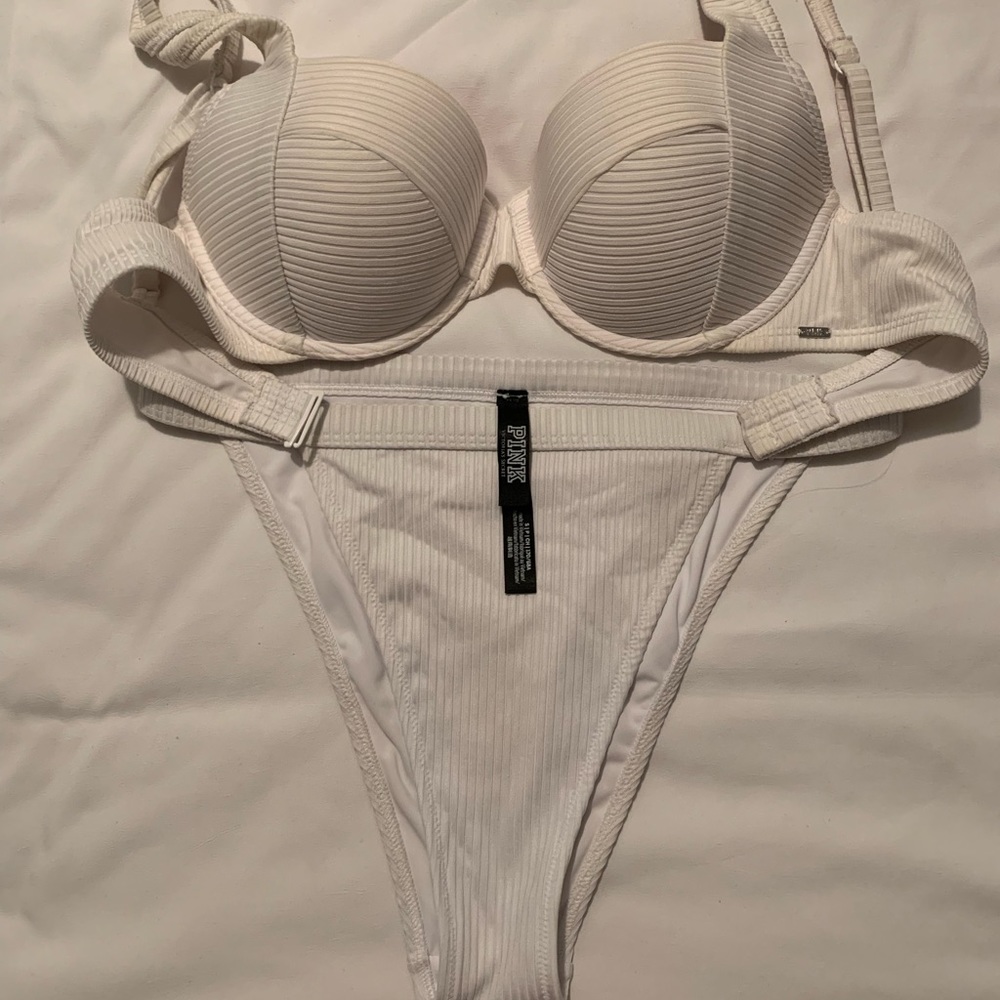 Victoria’s Secret pink small bikini set